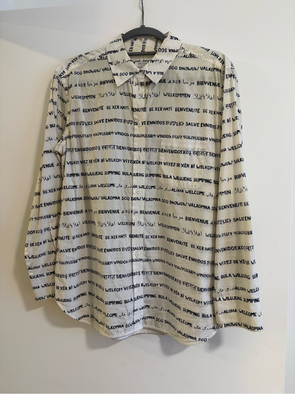 Equipment Typographic Print Button Down Size Medium